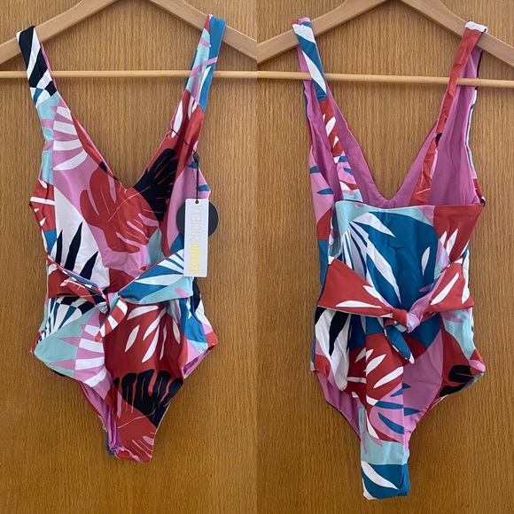 AMUSE SOCIETY • NEW! Ramsey One Piece Swimsuit - Orchid - Size XS - Picture 9 of 16